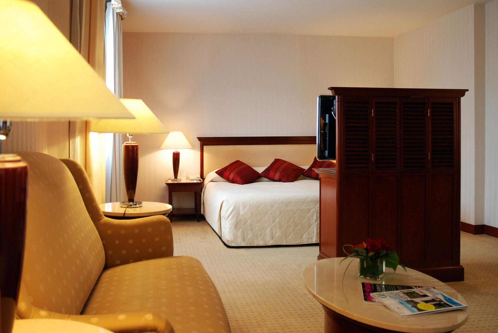 Evergreen Laurel Hotel Levallois-Perret Quarto foto