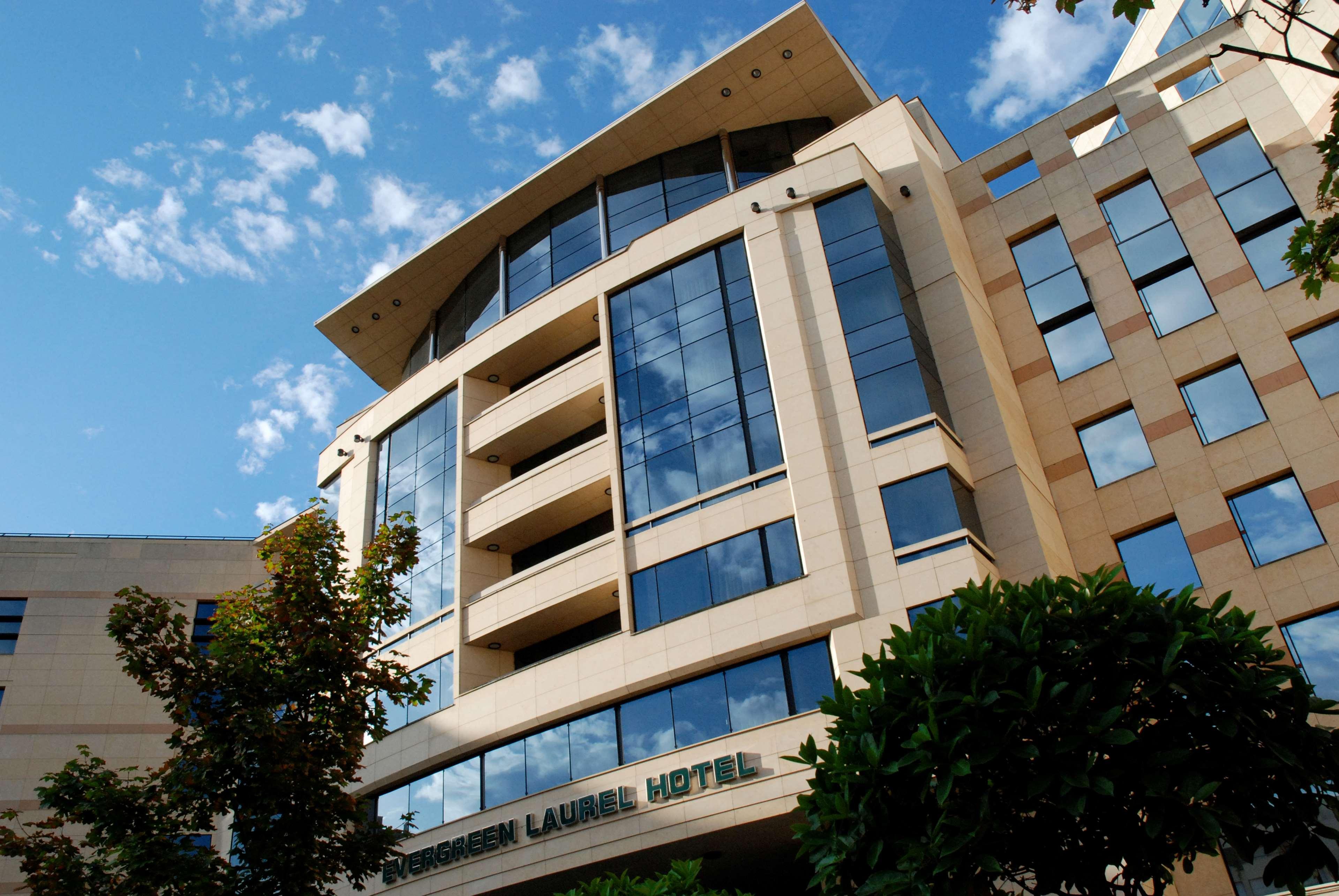 Evergreen Laurel Hotel Levallois-Perret Exterior foto